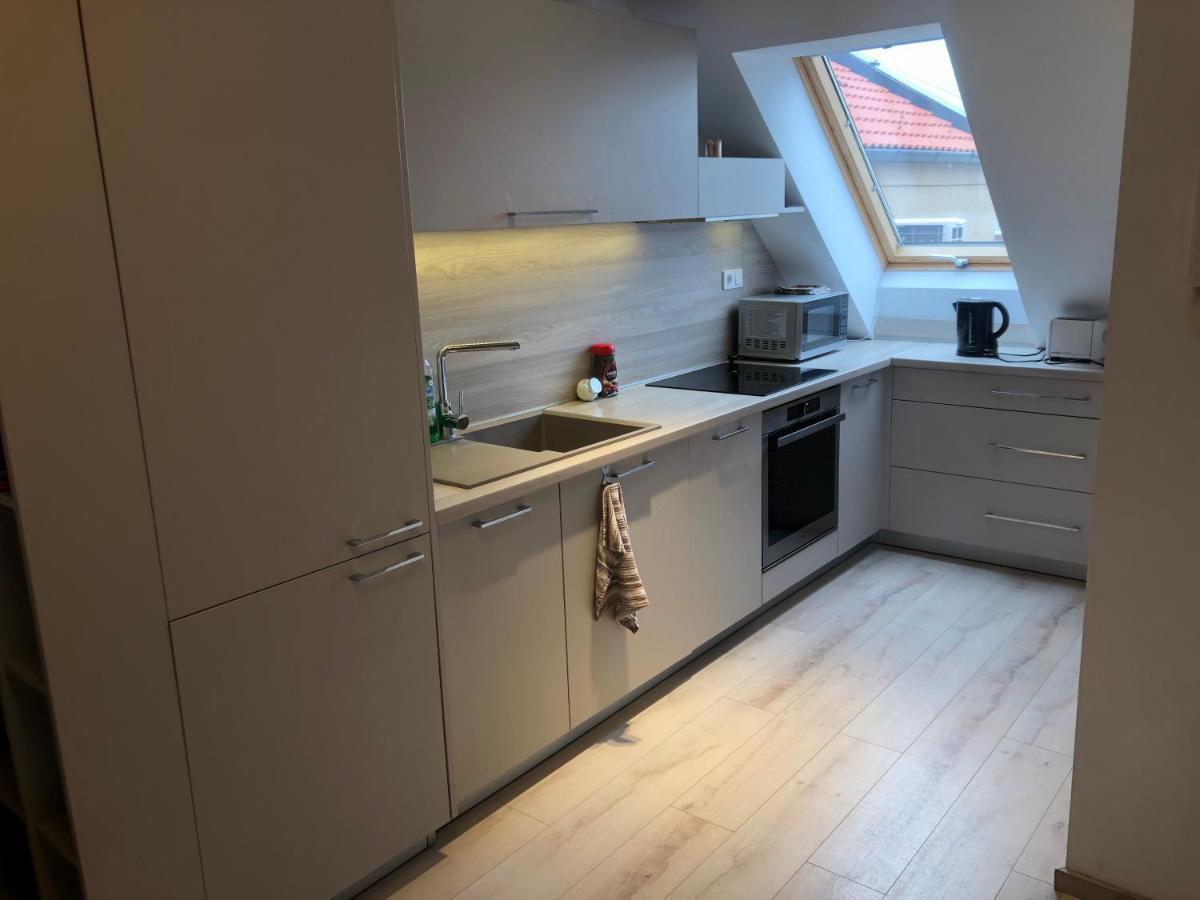 Diamond Apartman Debrecen Exteriör bild